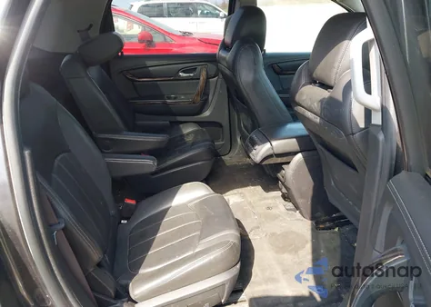 2015 GMC Acadia Denali z USA, uszkodzony, nr VIN 1GKKVTKD1FJ187493